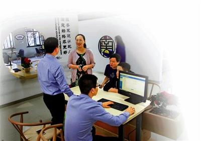 如何通過教育咨詢服務獲得更高的社區服務積分